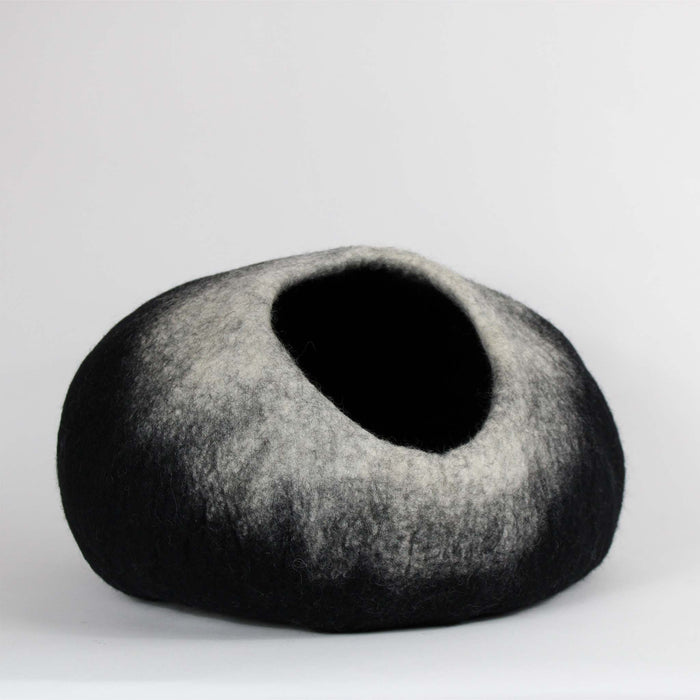 Felt Wool Cat Cave Bed - Black & White