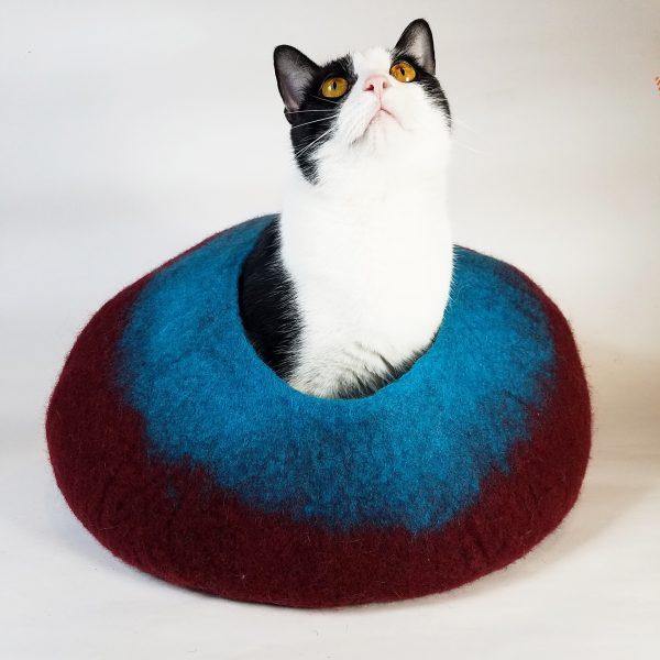 Felt Wool Cat Cave Bed - Maroon & Teal - Cozy Cat Cave Beds